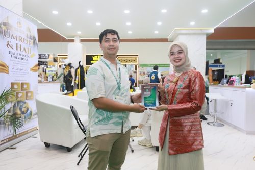 B-15-A22-Ratu-Wisata